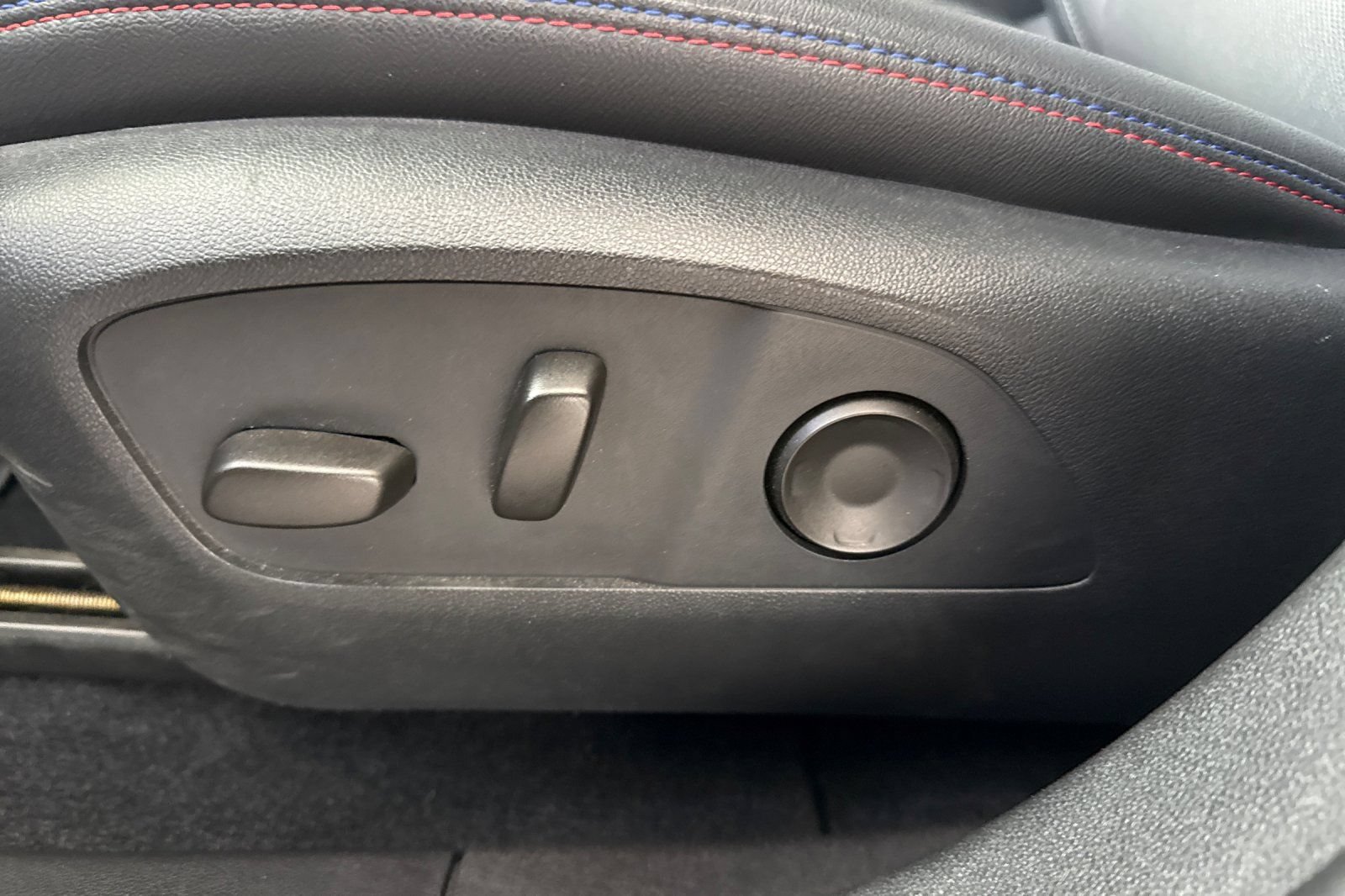 Used 2024 Chevrolet Equinox EV RS AWD/4WD image 18