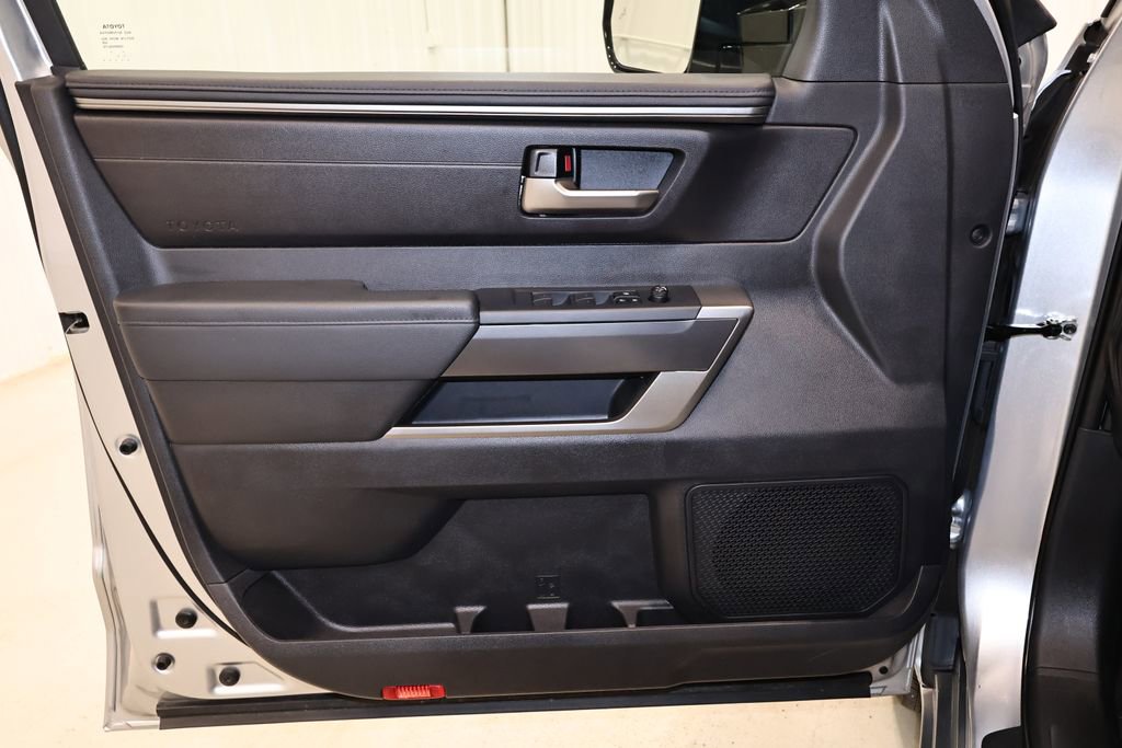 Used 2025 Toyota Tundra SR5 w/ SR5 Convenience Package AWD/4WD image 10