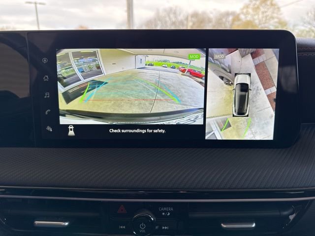 Used 2025 Nissan Kicks SR image 22