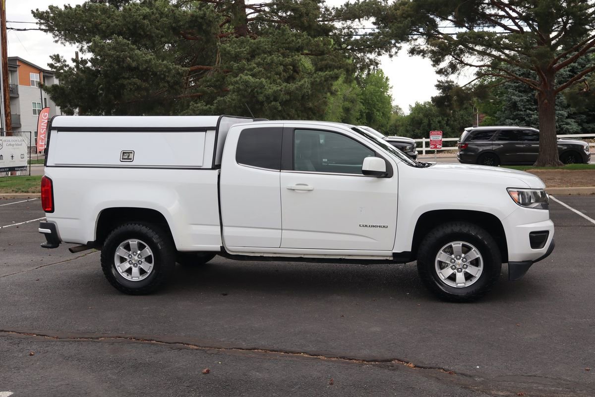 Used 2017 Chevrolet Colorado W/T w/ WT Convenience Package AWD/4WD image 3