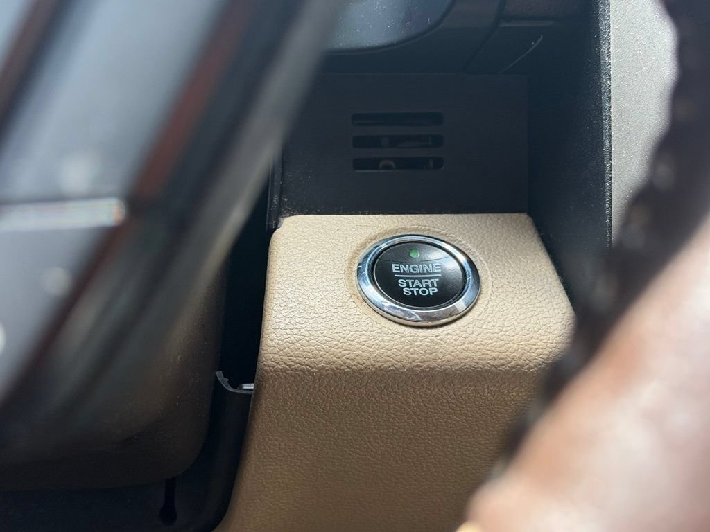 Used 2018 Ford F150 Lariat w/ Equipment Group 502A Luxury AWD/4WD image 20