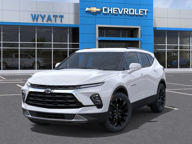 New 2026 Chevrolet Blazer LT w/ LPO, Black Sport Package AWD/4WD image 7