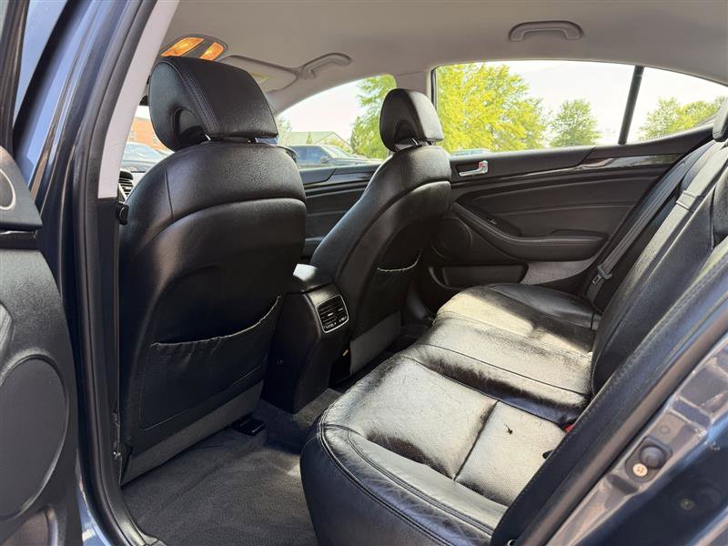 Used 2015 Kia Cadenza Premium FWD image 7