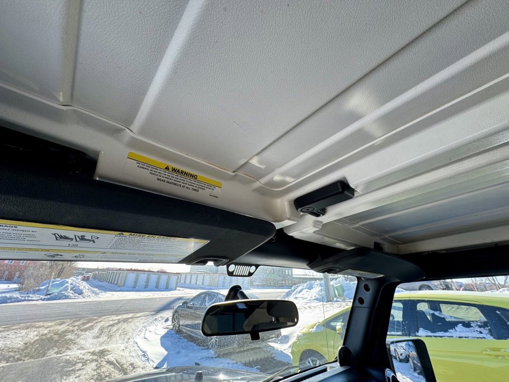 Used 2011 Jeep Wrangler Unlimited Sahara image 25