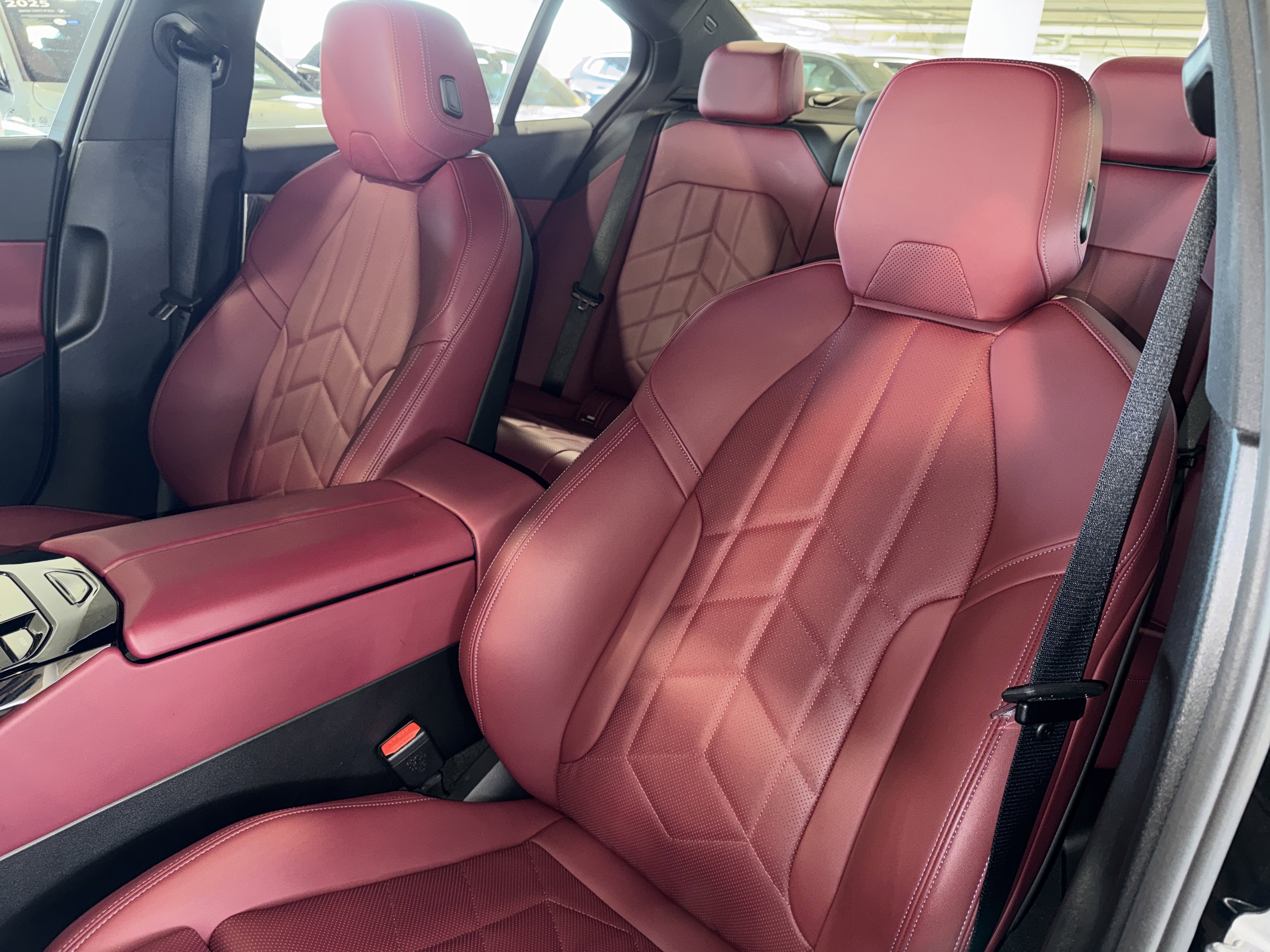 Certified 2025 BMW 530i 530i image 33