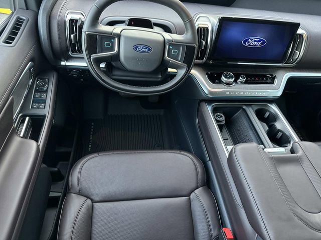New 2025 Ford Expedition Platinum w/ Platinum Ultimate Package image 25