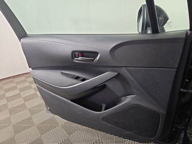 Used 2023 Toyota Corolla LE image 27