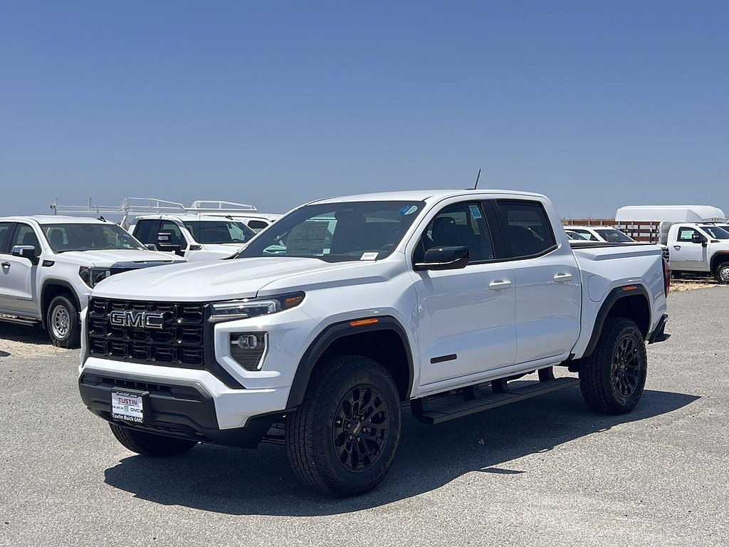 New 2026 GMC Canyon Elevation w/ LPO, Black Badging Package RWD image 7
