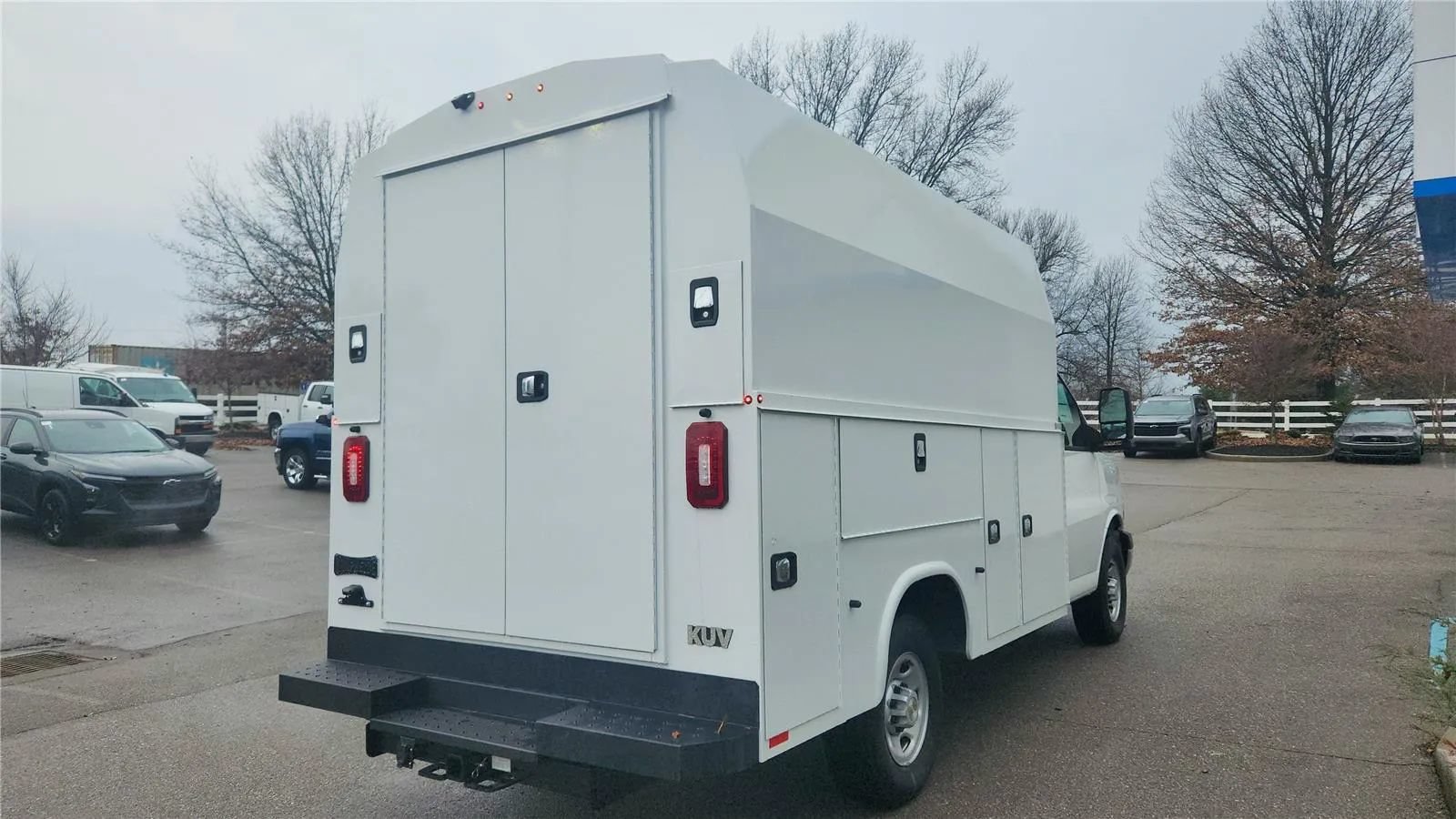 New 2025 Chevrolet Express 3500 w/ Power Convenience Package RWD image 5