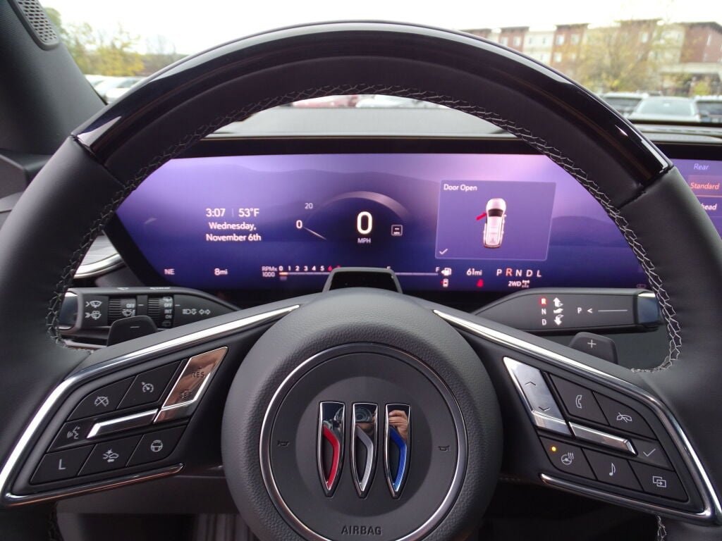 New 2025 Buick Enclave Preferred w/ Super Cruise Package image 36