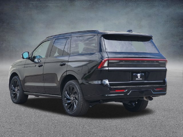 New 2026 Lincoln Navigator Reserve w/ Jet Appearance Package AWD/4WD image 5