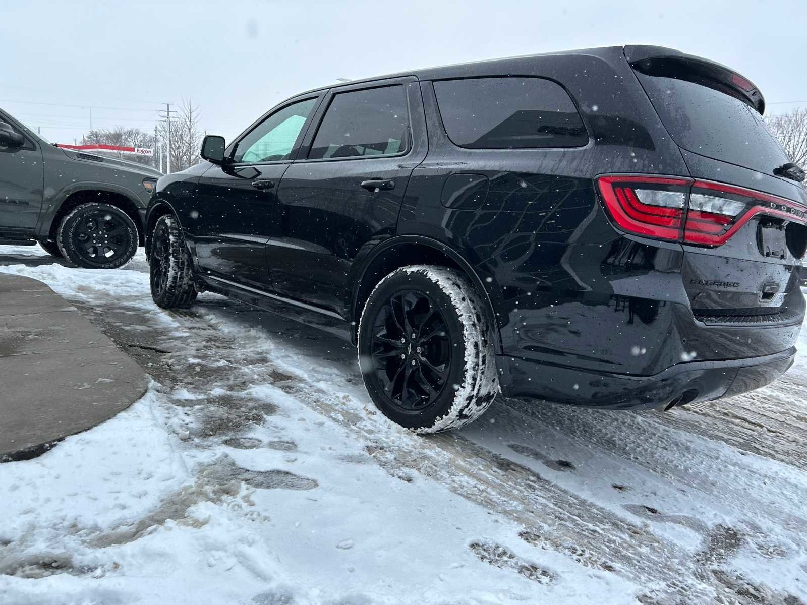 Used 2020 Dodge Durango R/T w/ Blacktop Package image 25