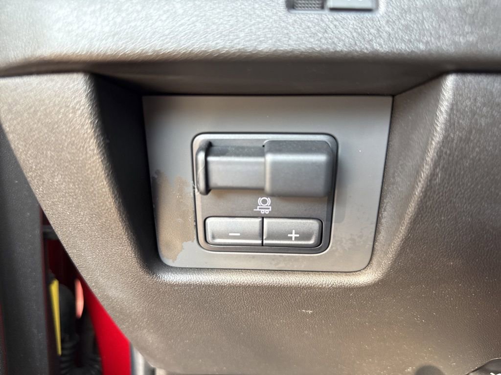 Used 2023 GMC Canyon AT4 w/ AT4 Premium Package image 34