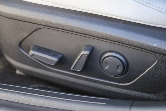 New 2026 Hyundai Elantra Limited FWD image 25