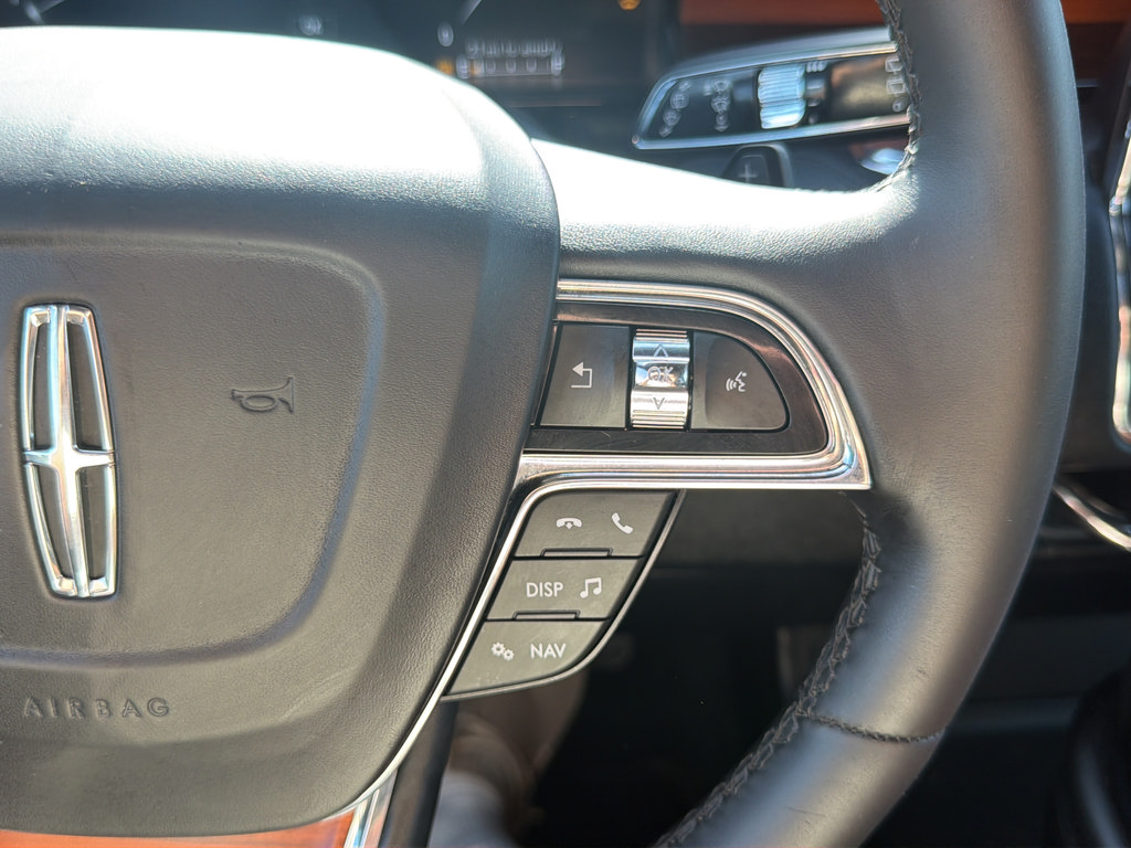 Used 2019 Lincoln Navigator Premiere AWD/4WD image 20