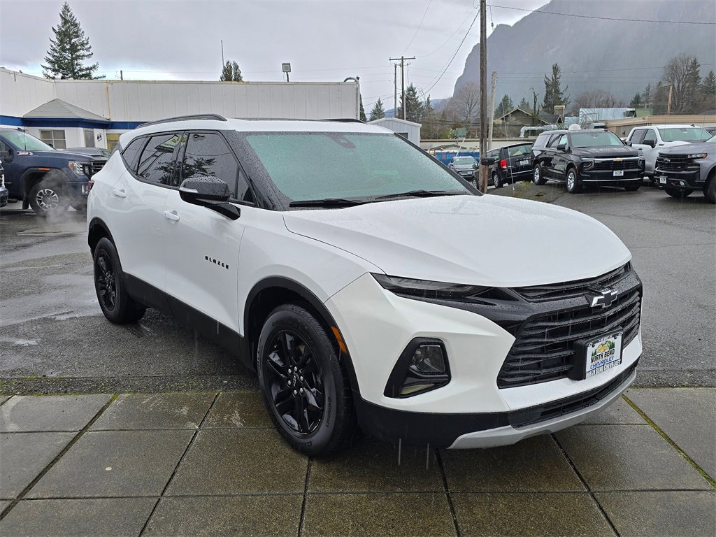 Used 2021 Chevrolet Blazer LT w/ Midnight/Sport Edition image 4
