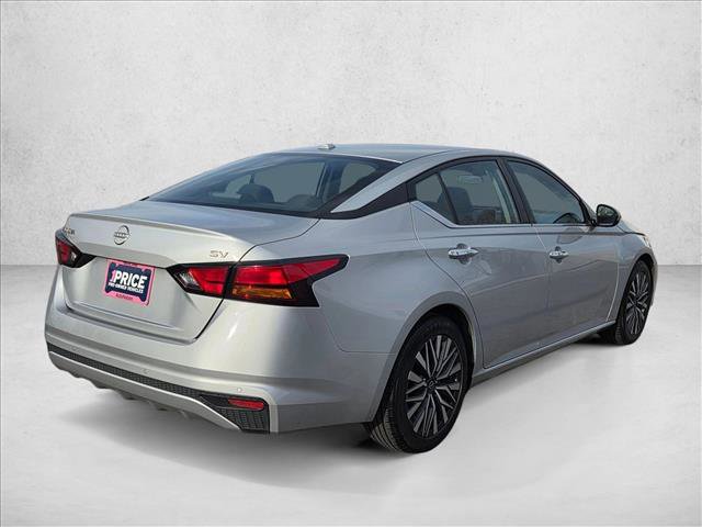 Used 2023 Nissan Altima 2.5 SV image 5