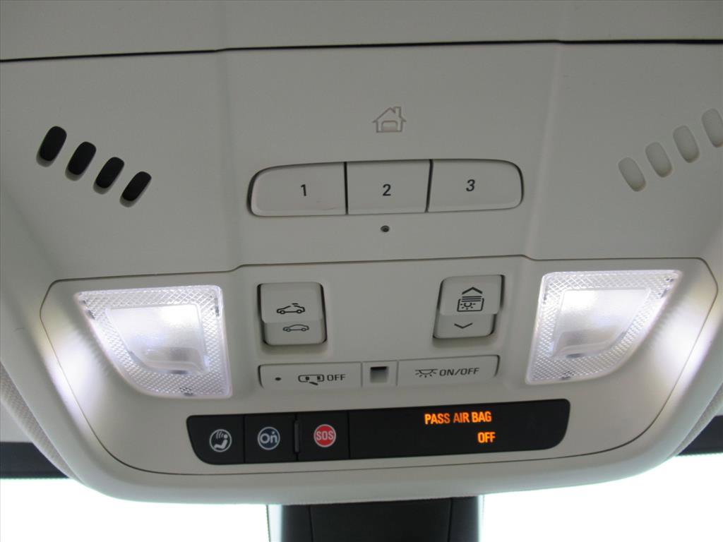 Used 2019 Cadillac XT5 Premium Luxury FWD image 26