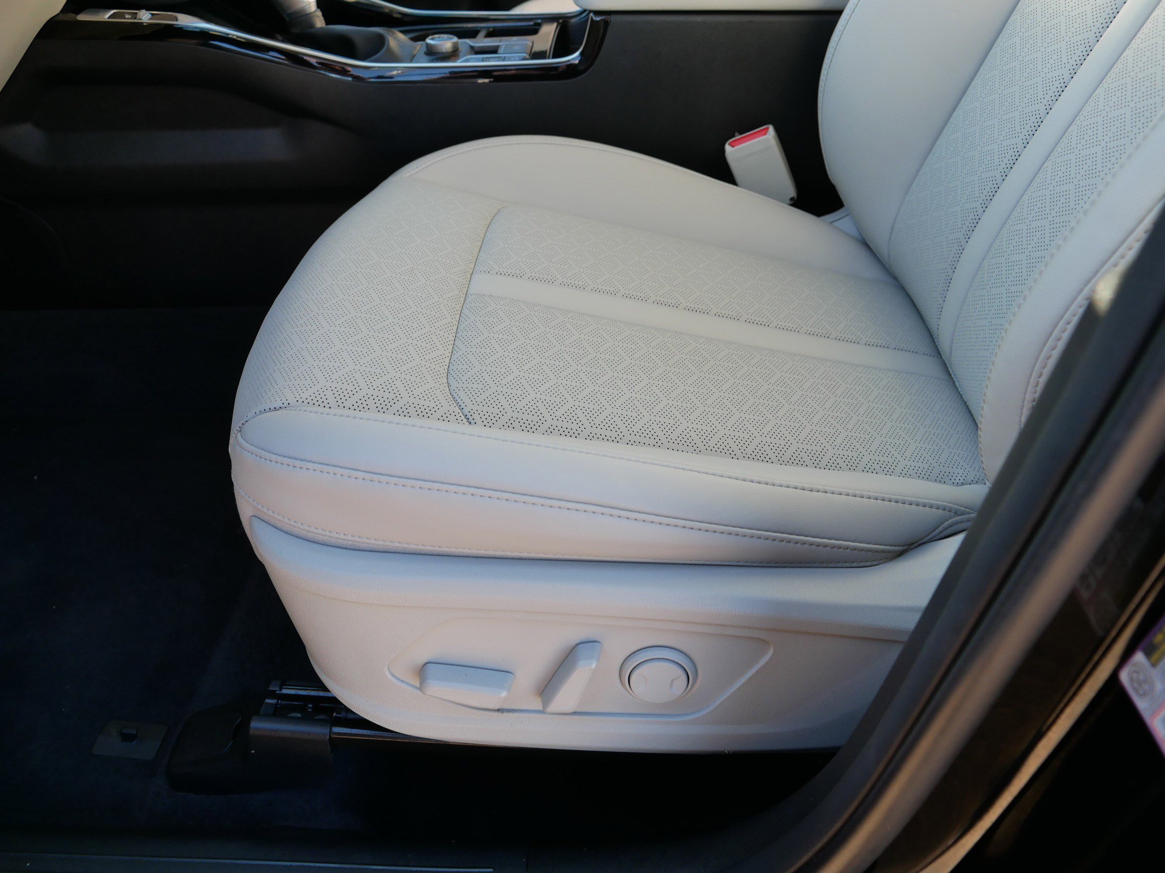 Certified 2023 Kia Sorento SX image 20