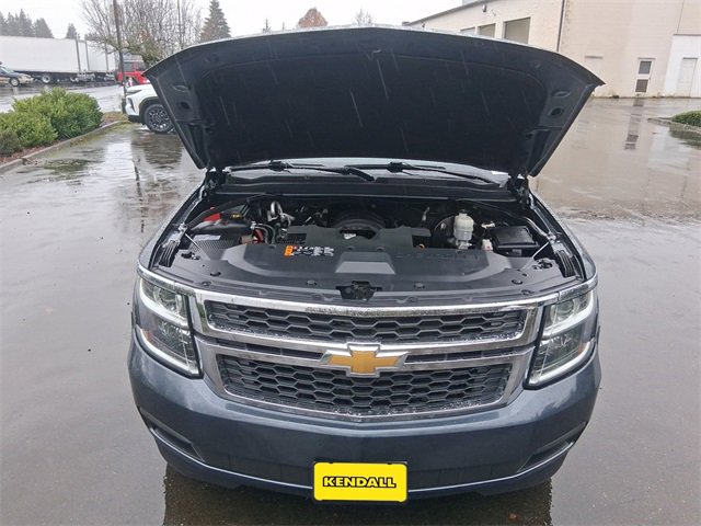 Used 2019 Chevrolet Suburban LS image 17