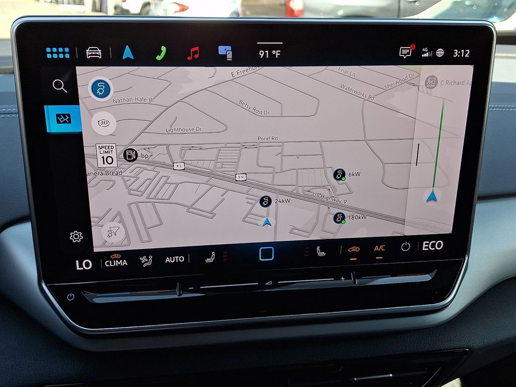 Certified 2025 Volkswagen ID.4 Pro AWD/4WD image 12