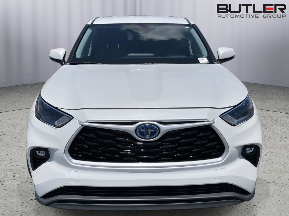 Used 2022 Toyota Highlander LE AWD/4WD image 8