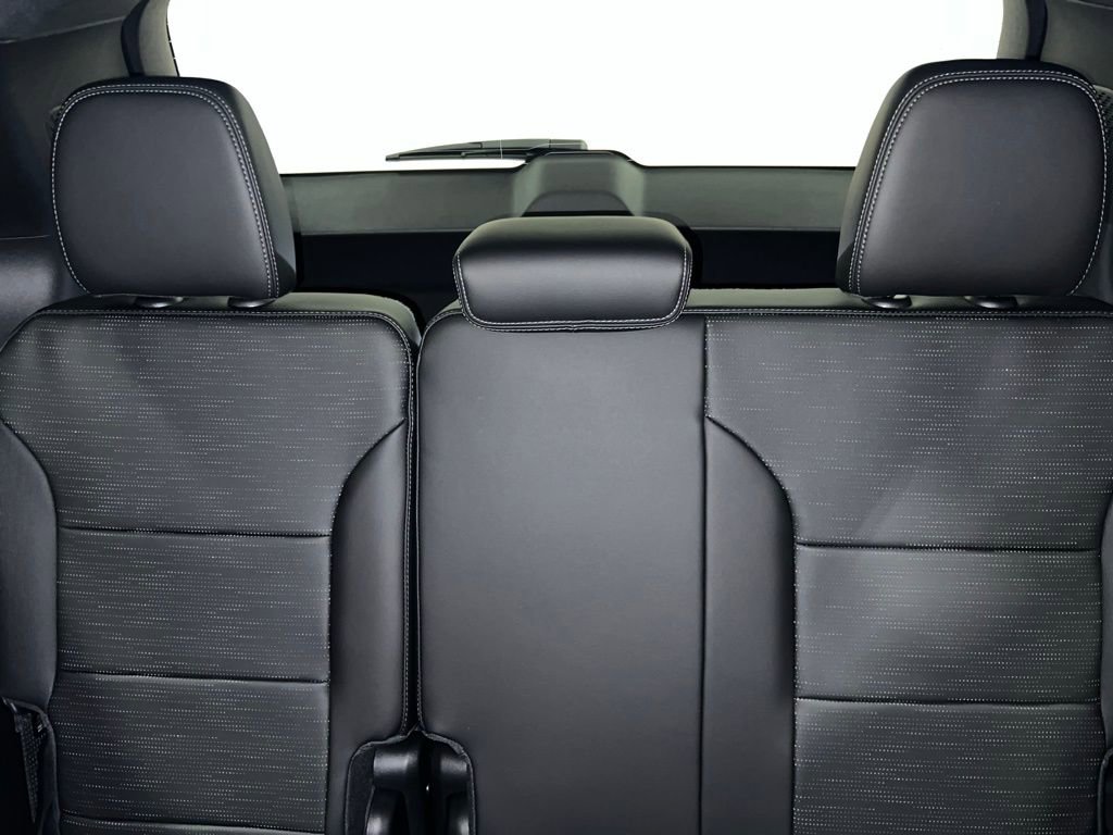 New 2026 Buick Enclave Sport Touring w/ Power Package image 32