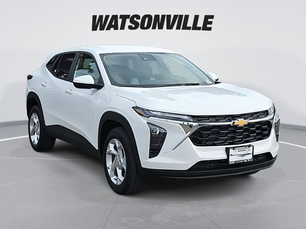 New 2026 Chevrolet Trax LS w/ LS Convenience Package image 1