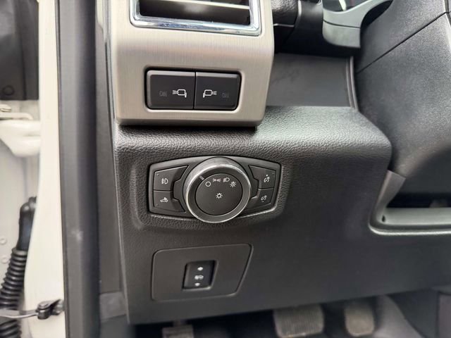 Used 2015 Ford F150 Platinum w/ Equipment Group 701A Luxury image 22