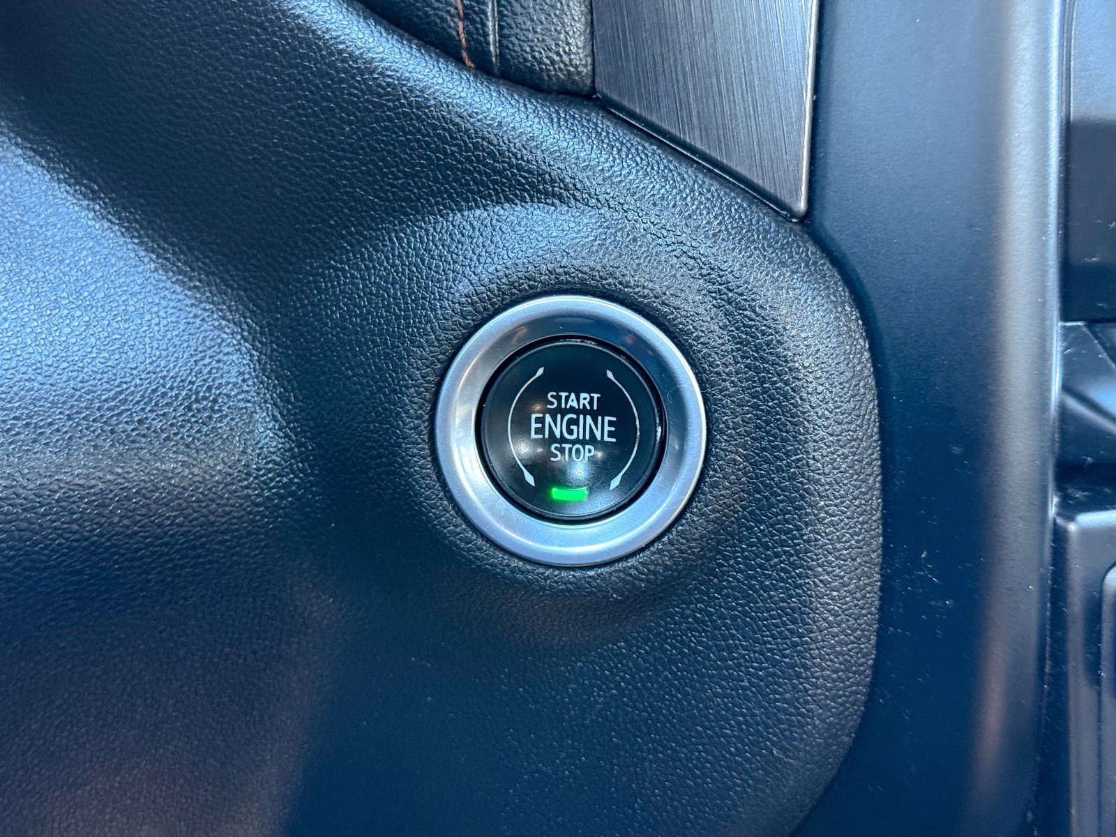 Used 2022 GMC Sierra 1500 AT4 w/ AT4 Premium Package image 27