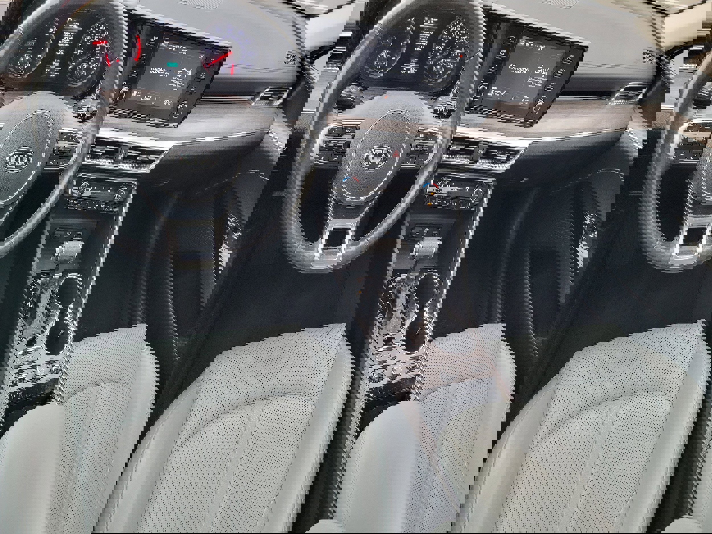 Used 2021 Kia K5 EX image 13