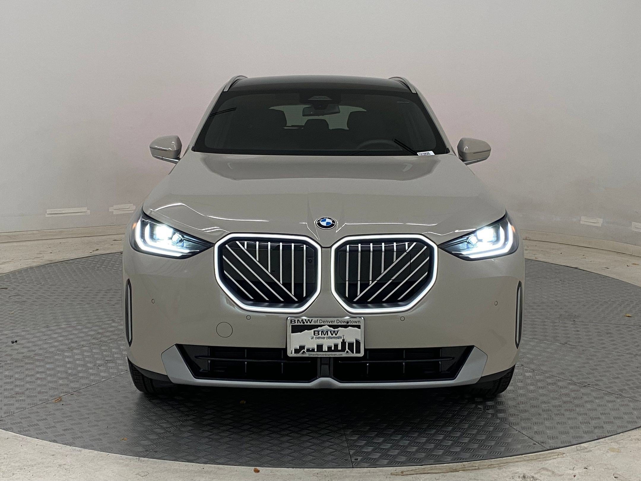 Used 2026 BMW X3 xDrive30i w/ Premium Package AWD/4WD image 5