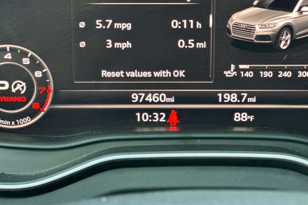 Used 2019 Audi Q5 2.0T Premium Plus w/ Premium Plus Package AWD/4WD image 28