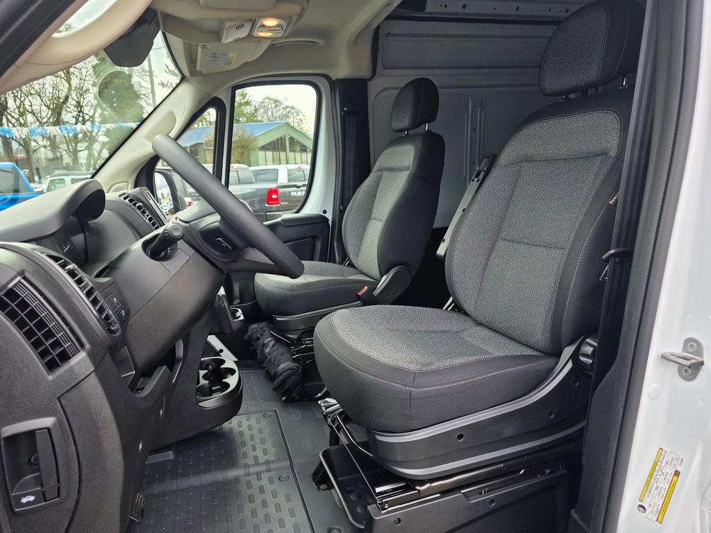 New 2026 RAM ProMaster 2500 w/ Convenience Group FWD image 4