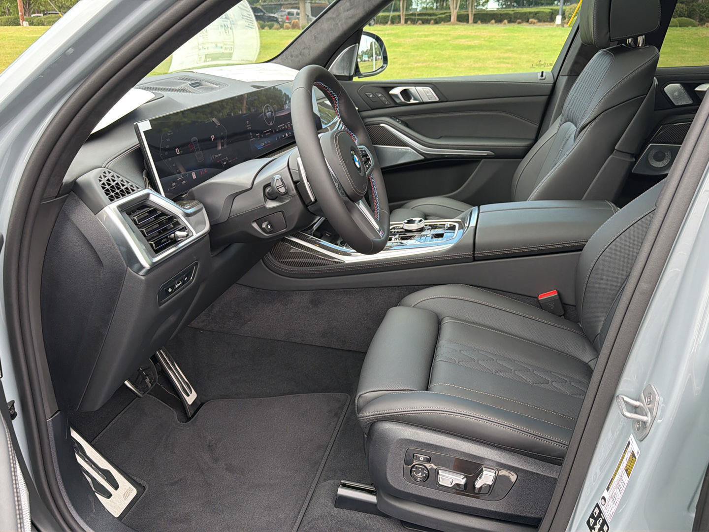 New 2027 BMW X7 M60i AWD/4WD image 10