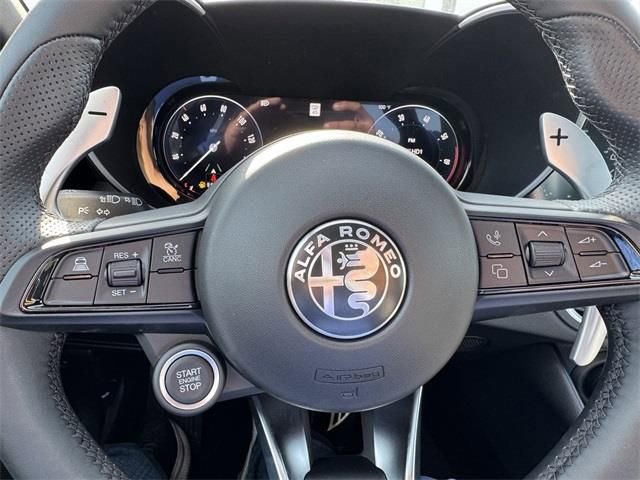 New 2025 Alfa Romeo Giulia image 21