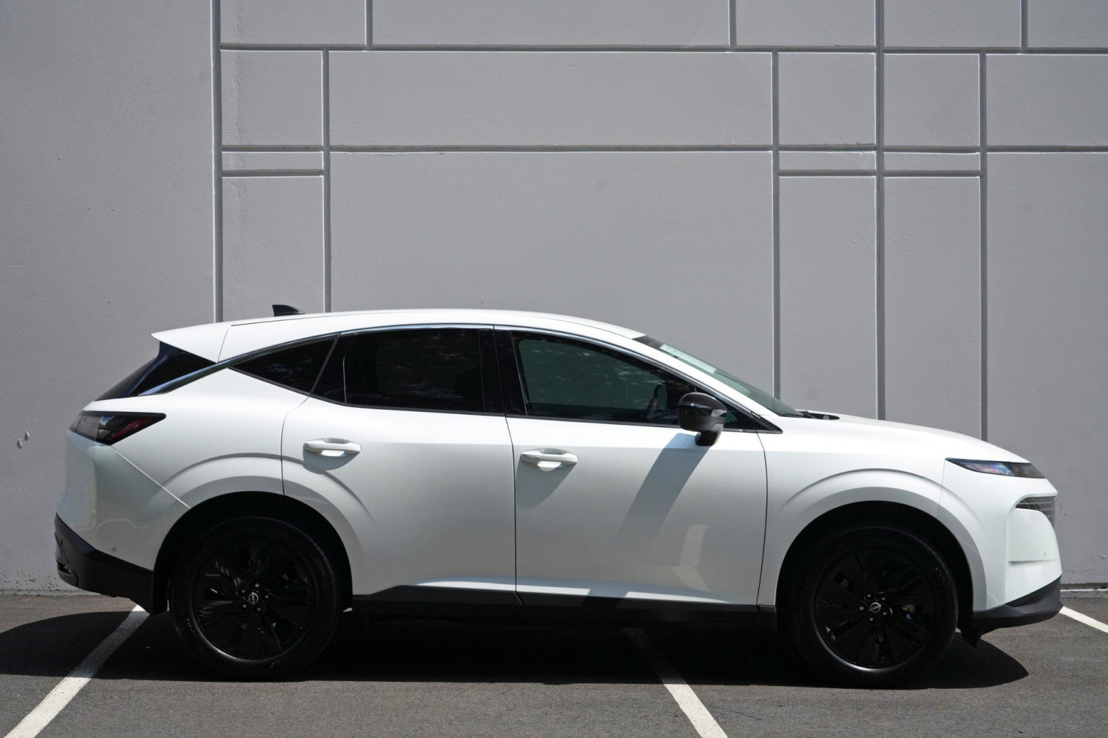 Used 2025 Nissan Murano SV AWD/4WD image 47