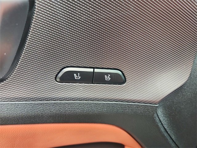 Used 2025 Kia Sportage SX image 21