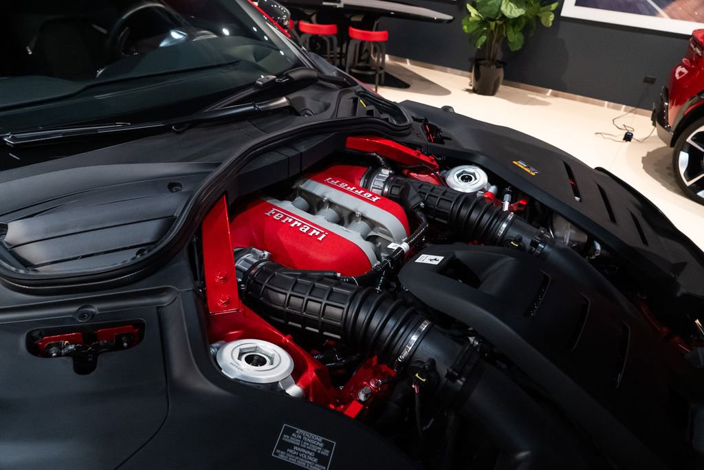 Certified 2025 Ferrari Purosangue AWD/4WD image 21