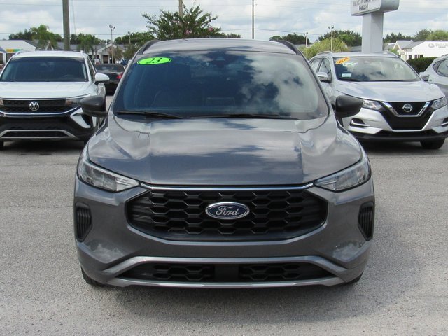 Used 2023 Ford Escape ST-Line w/ Equipment Group 301A image 8