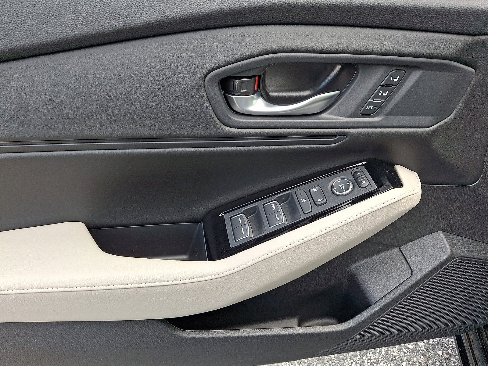 New 2026 Honda Accord Touring image 8