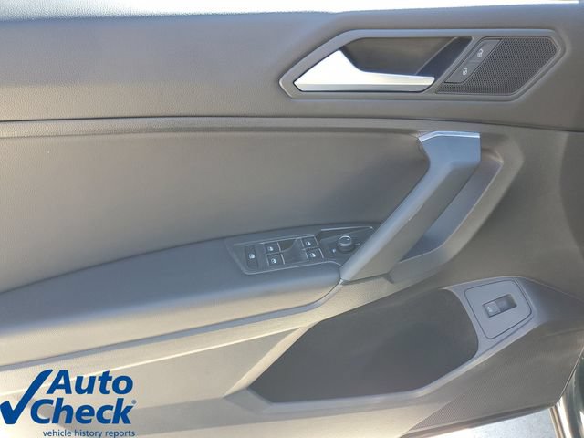 Used 2019 Volkswagen Tiguan SEL FWD image 20