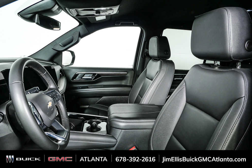 Used 2025 Chevrolet Tahoe LT AWD/4WD image 5