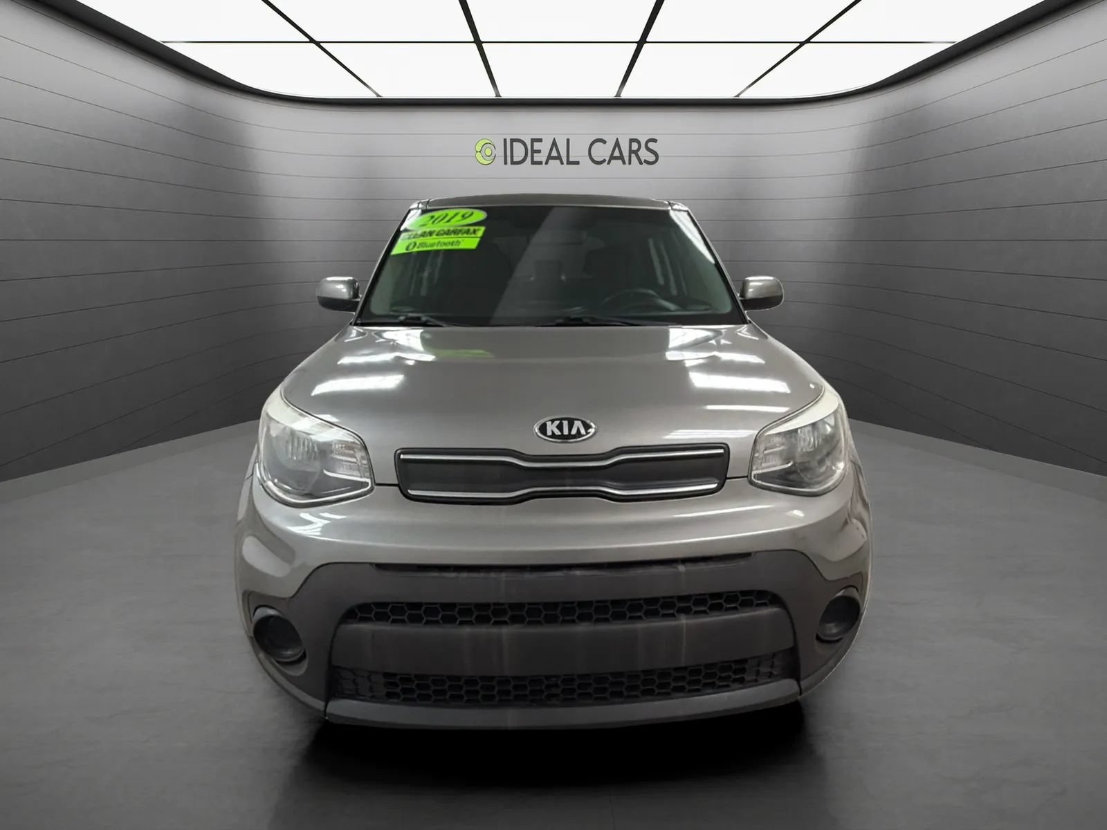 Used 2019 Kia Soul FWD image 2