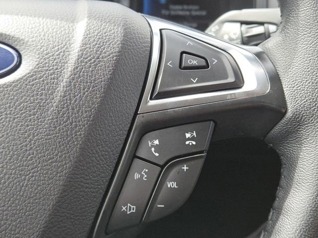 Used 2024 Ford Edge SEL AWD/4WD image 12