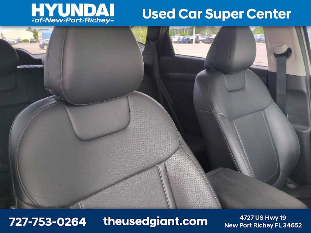 Certified 2025 Hyundai Tucson SEL FWD image 6