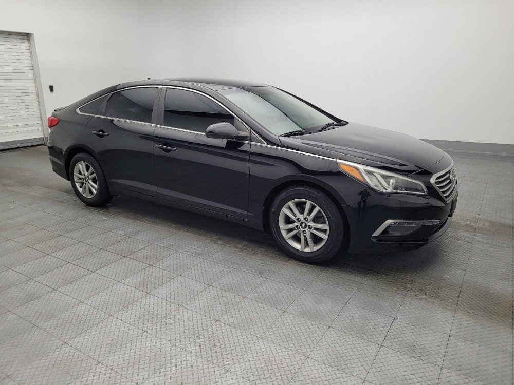 Used 2015 Hyundai Sonata SE w/ Option Group 09 FWD image 11