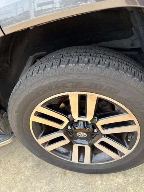 Used 2015 Toyota 4Runner Limited RWD image 24