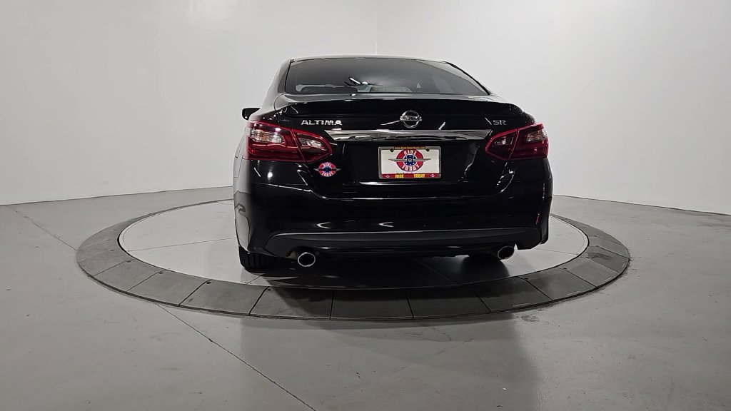 Used 2018 Nissan Altima 2.5 SR FWD image 4