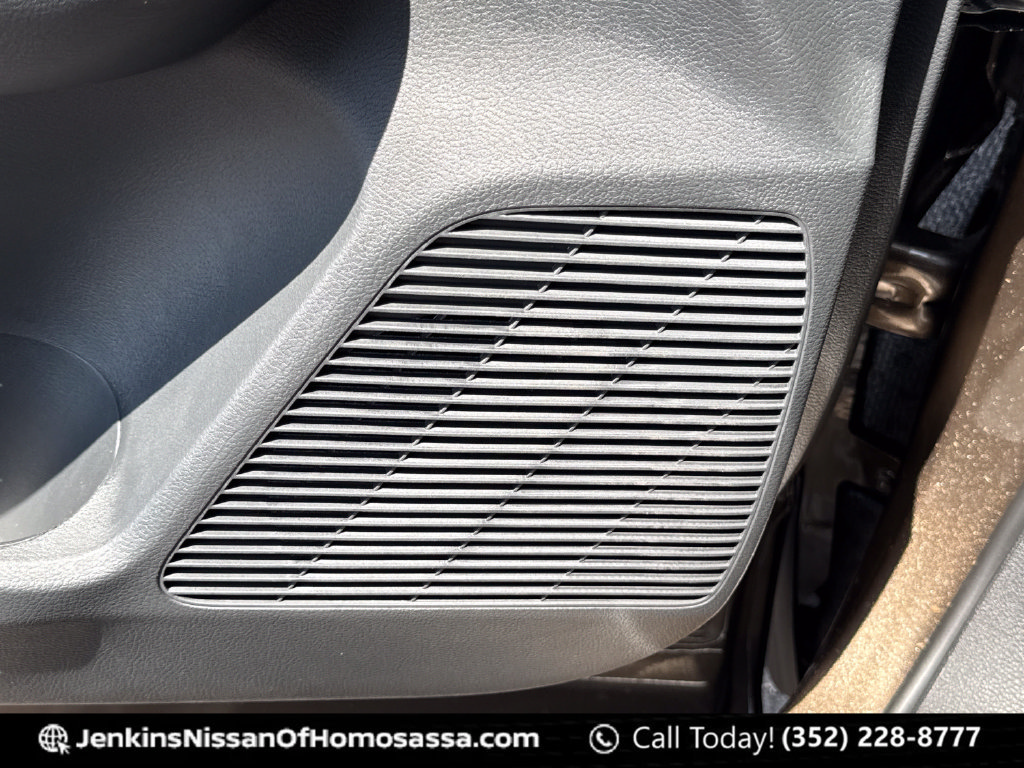 New 2026 Nissan Kicks SR FWD image 27